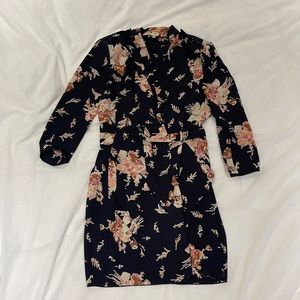 Aritzia Wilfred Sabine Floral Wrap dress in size 2